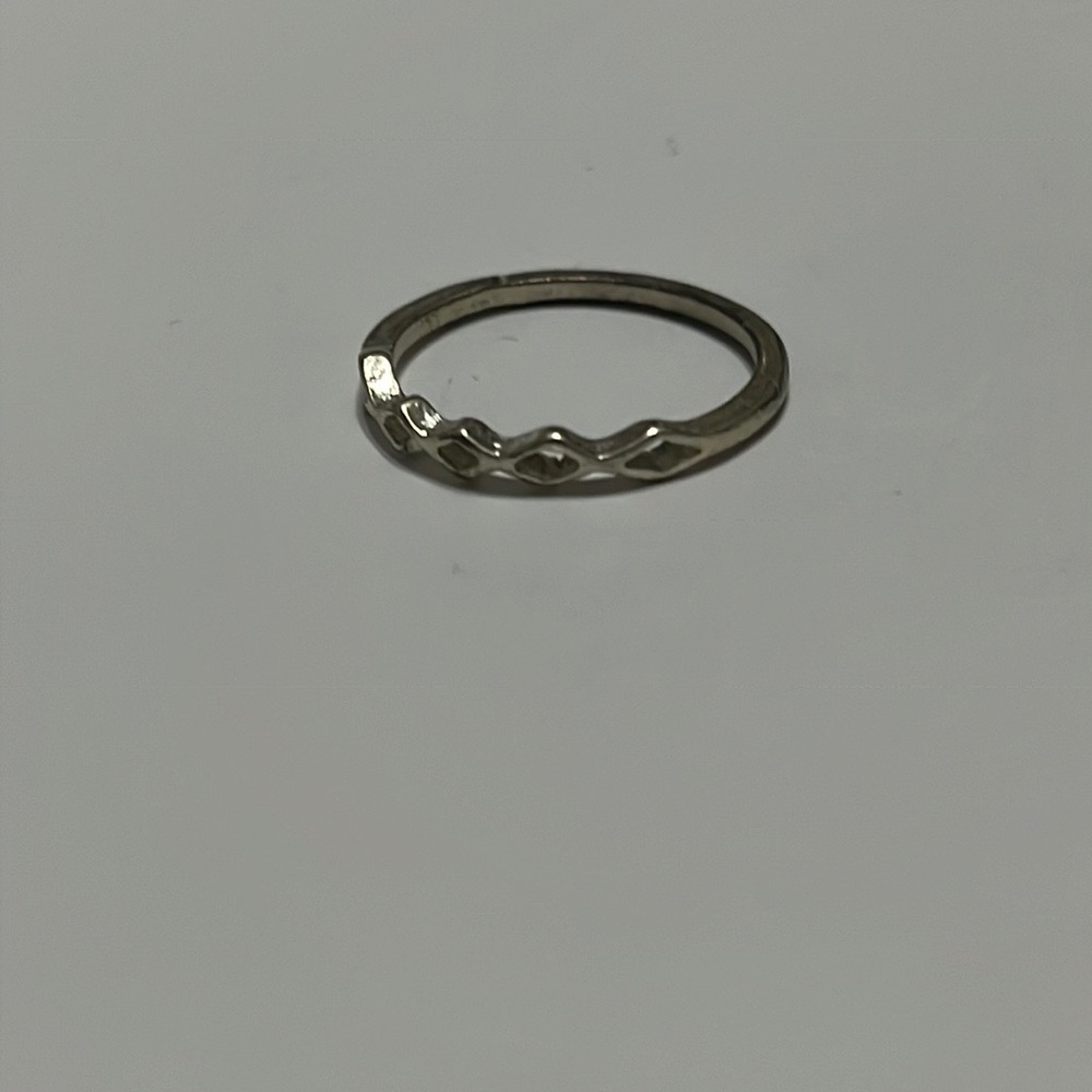 SET OF RINGS SIZE VARY 7-9 - Picture 3 of 6